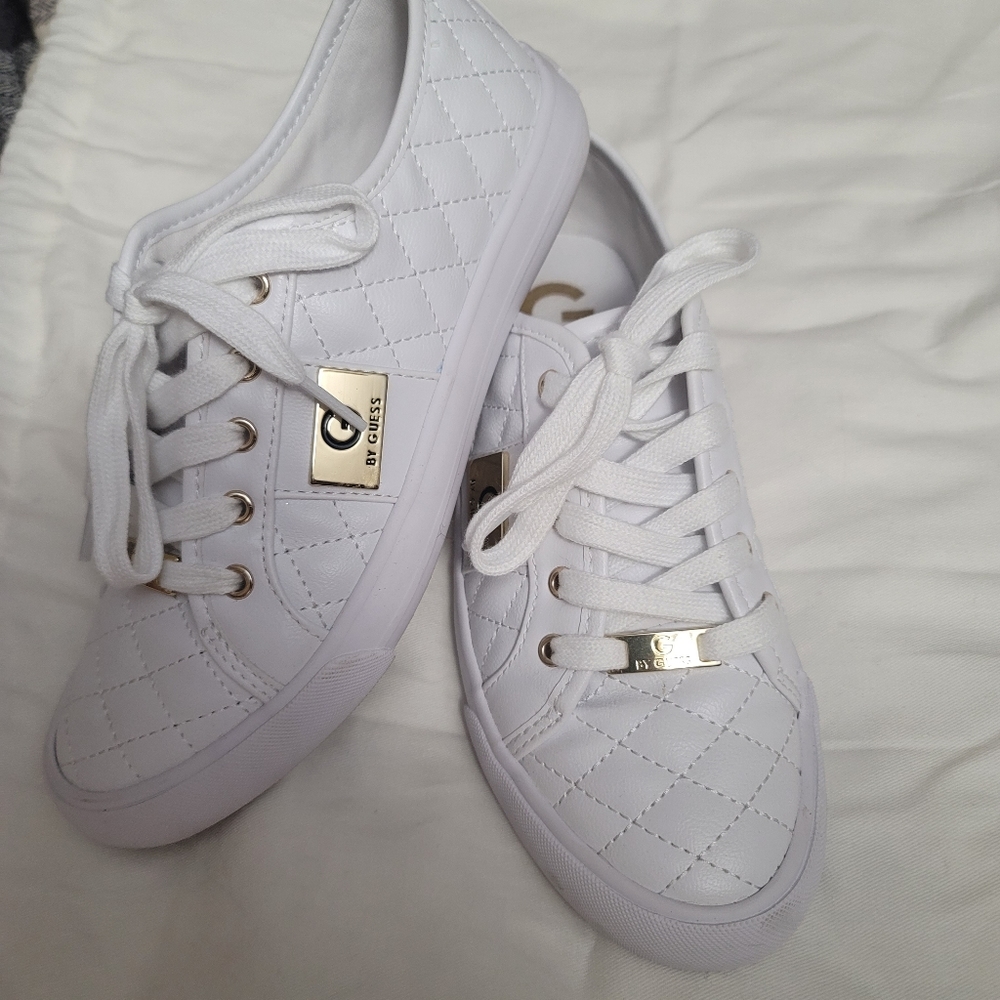 G by GUESS sneakers